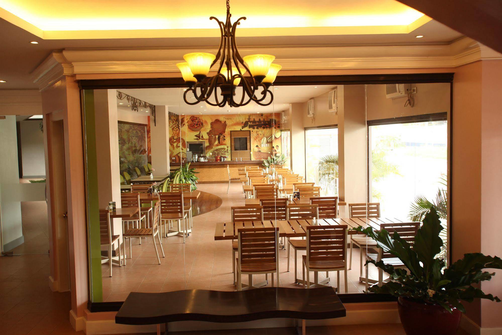 Casa Leticia Business Inn Davao Exterior photo